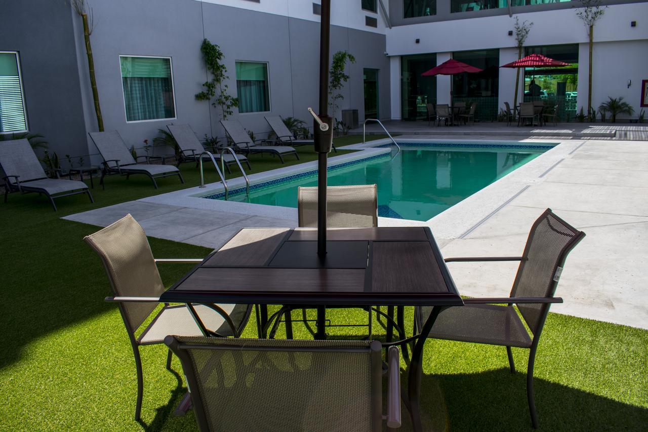Hotel Araiza San Luis R.C. San Luis Río Colorado المظهر الخارجي الصورة